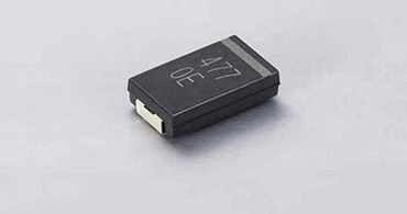 村田推出 SMD 薄型片式聚合物鋁電容器，具有低 ESR 4